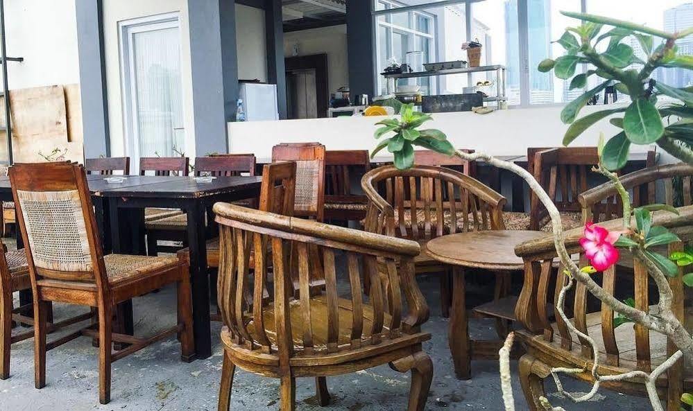 Topaz Residence Jakarta Extérieur photo